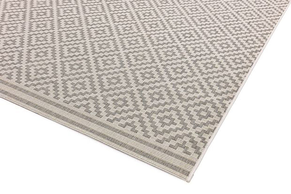 Deck Diamond Grey - Love Is A Rug