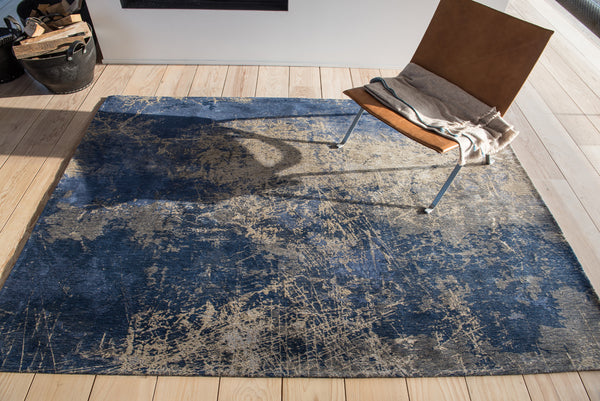 New York Cracked Blue Large - Love Is A Rug