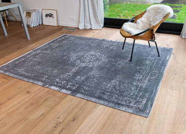 Vintage Medallion Stone Large - Love Is A Rug