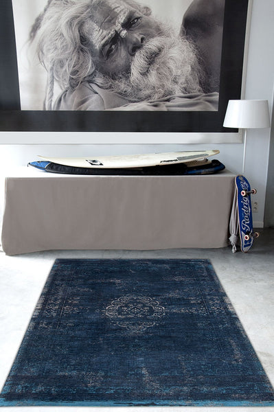 Vintage Medallion deep blue large - Love Is A Rug