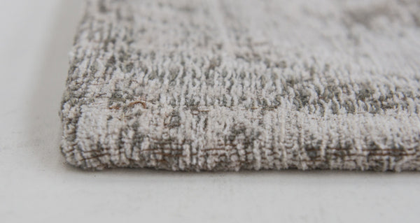 Vintage Medallion ivory large - Love Is A Rug