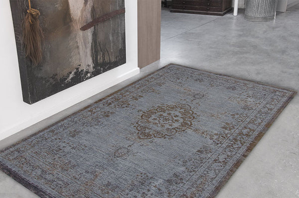Vintage Medallion smoke large - Love Is A Rug